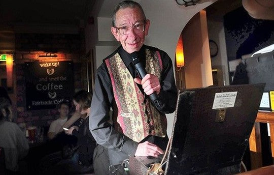 Obituary Of A True Reggae Legend: DJ Derek - World Music Network