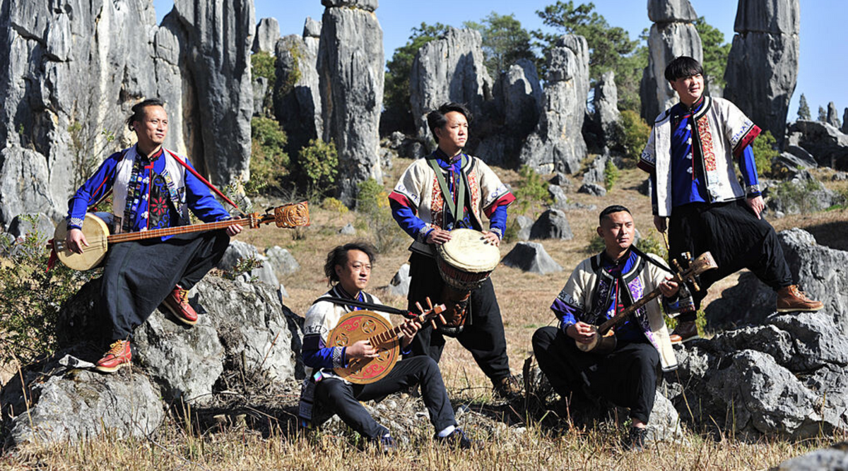 Pre-order Manhu's latest album 'Voices of the Sani' - World Music Network